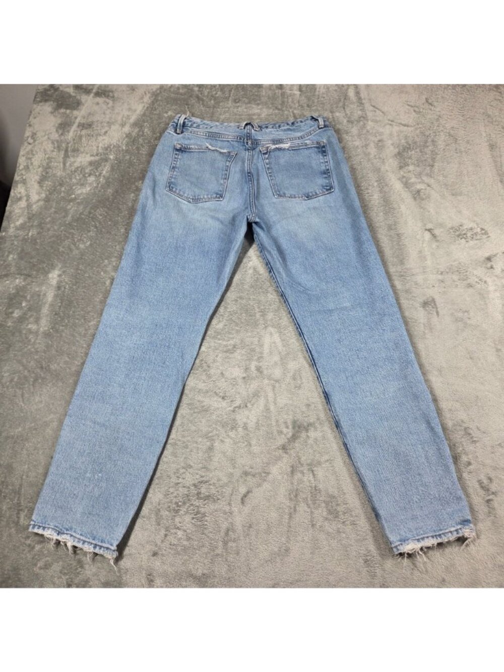 Good American Jeans 6 / 28 Blue The Weekender Retro Frayed Tapered Denim - Picture 4 of 7
